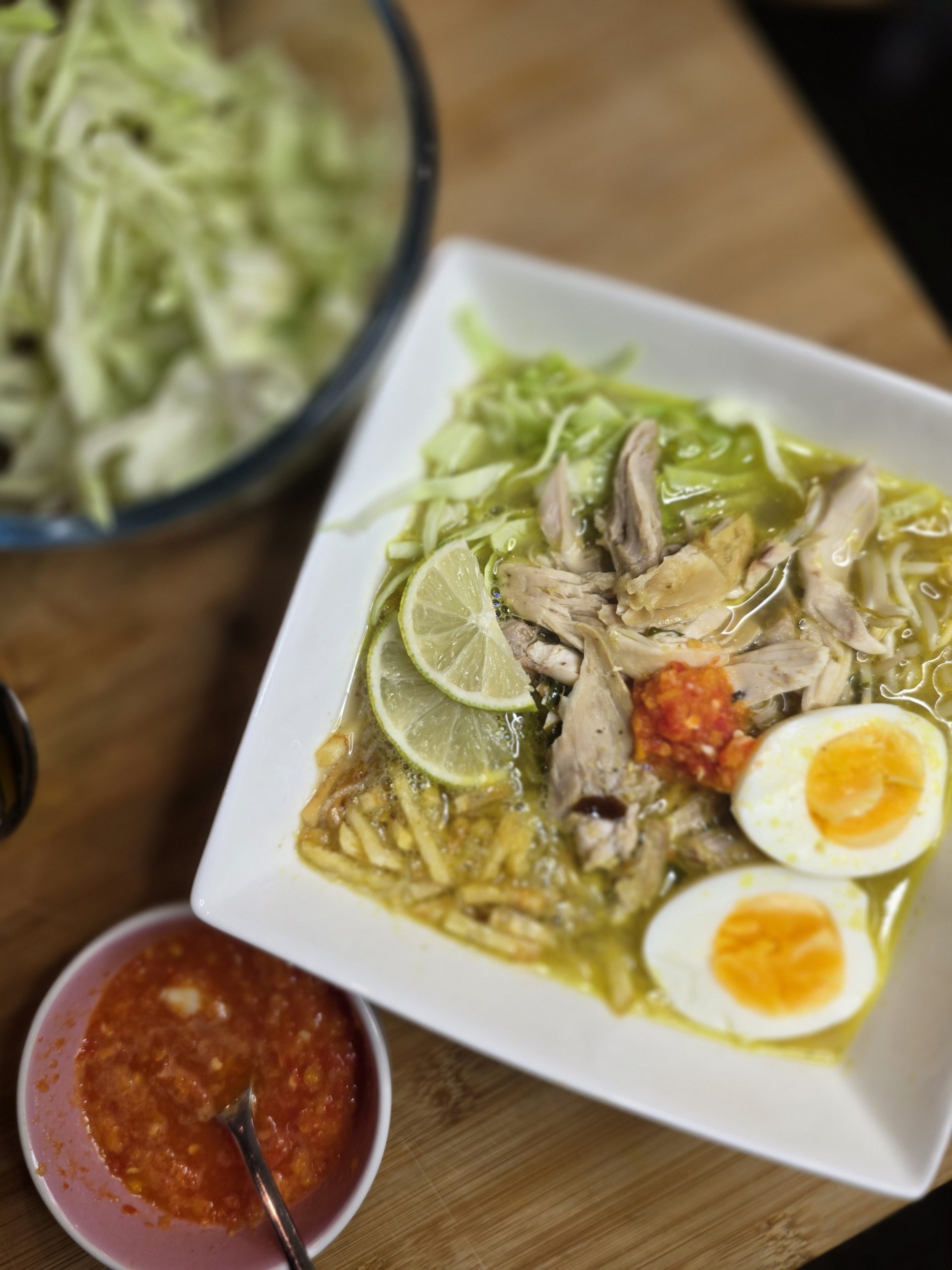 Soto Ayam (Indonesische kippensoep) - Javaanse Recepten & Surinaamse ...